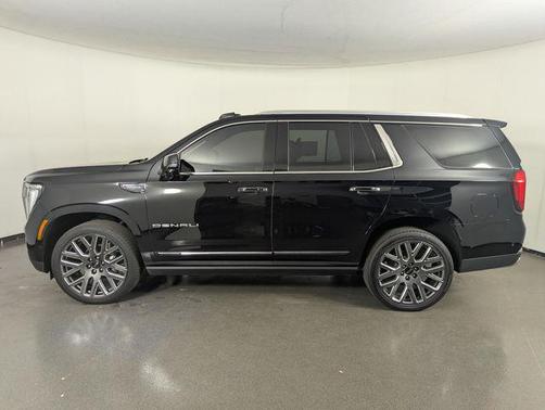 Onyx Black 2025 GMC Yukon Denali Ultimate