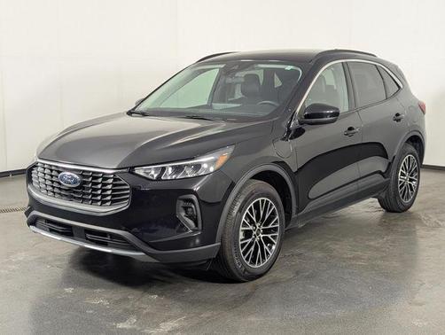2023 Ford Escape PHEV SE