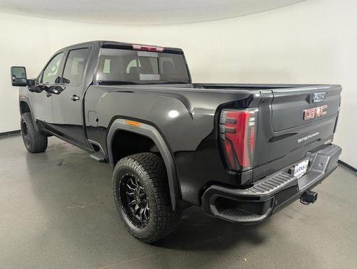 2025 GMC Sierra 2500 AT4
