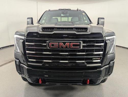 2025 GMC Sierra 2500 AT4