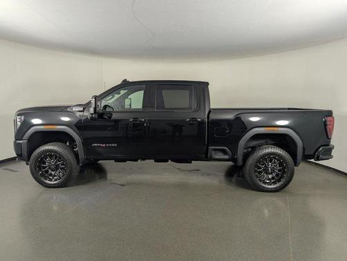 2025 GMC Sierra 2500 AT4