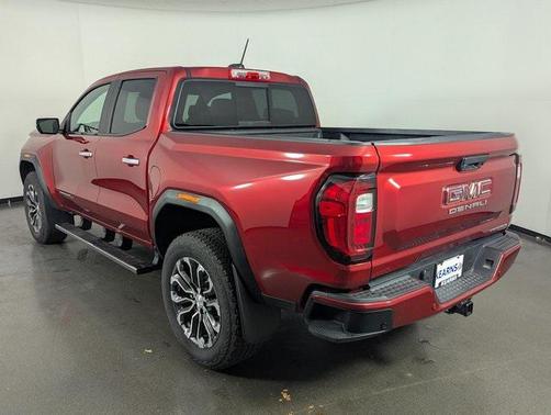 2025 GMC Canyon Denali