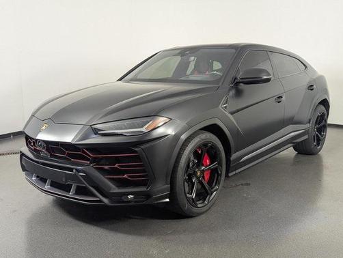 2021 Lamborghini Urus Graphite Capsule