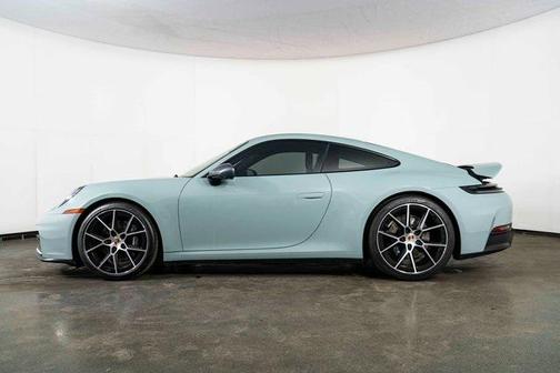 2025 Porsche 911 Carrera T