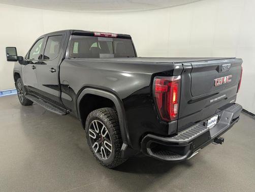 Black 2024 GMC Sierra 1500 AT4