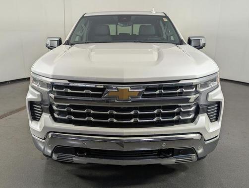 Iridescent Pearl Tricoat 2023 Chevrolet Silverado 1500 LTZ
