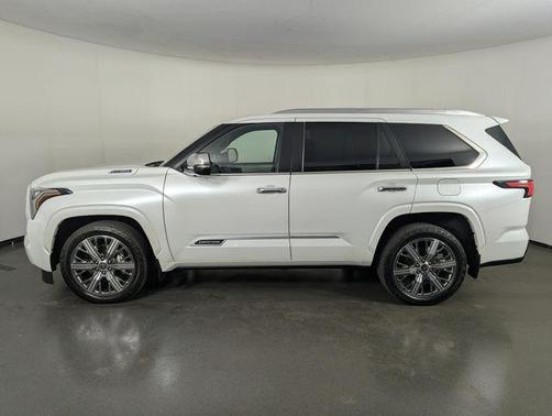 2024 Toyota Sequoia Capstone