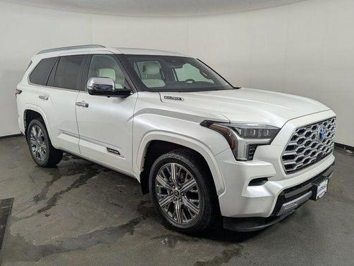 2024 Toyota Sequoia Capstone