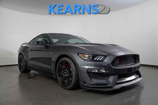 2017 Ford Shelby GT350R Base