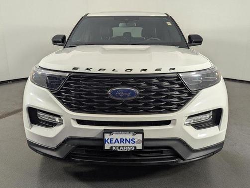 2022 Ford Explorer ST-Line