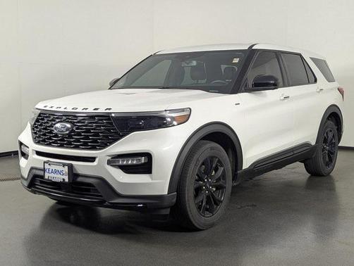 2022 Ford Explorer ST-Line