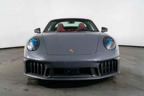 2025 Porsche 911 Targa 4 GTS