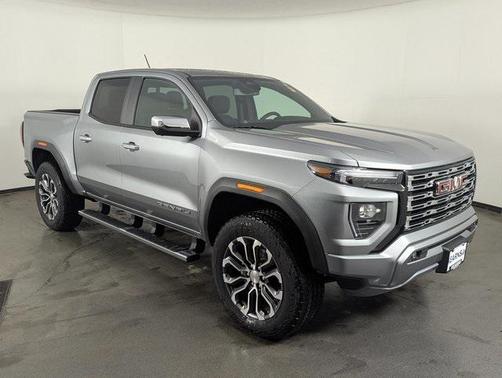 2025 GMC Canyon Denali