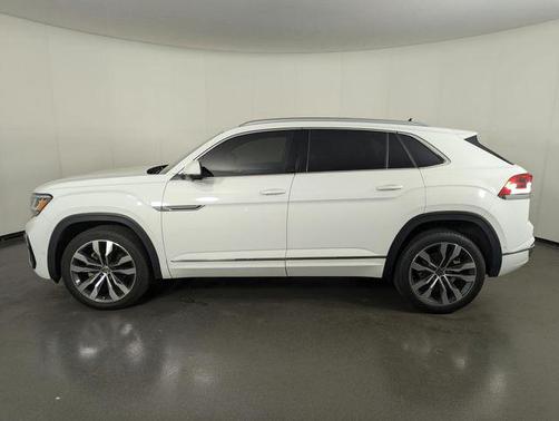 2023 Volkswagen Atlas Cross Sport 3.6L V6 SEL Premium R-Line
