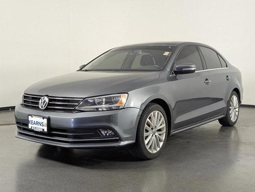 2015 Volkswagen Jetta Auto SE w/Connectivity/Navigation