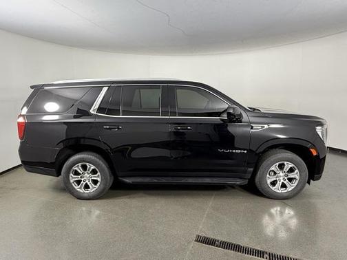 2022 GMC Yukon SLE
