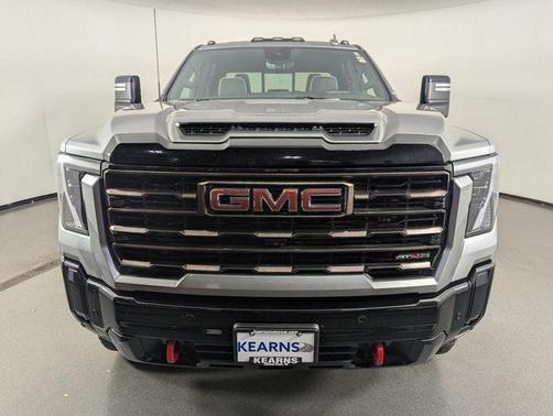 2025 GMC Sierra 2500 AT4