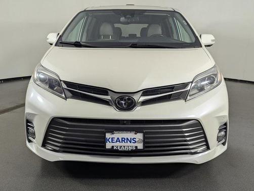 2020 Toyota Sienna Limited Premium