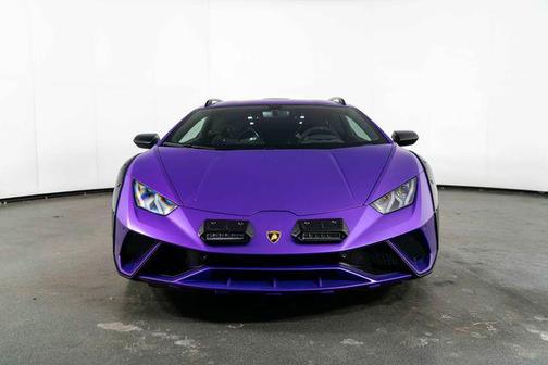 2024 Lamborghini Huracan Sterrato Base