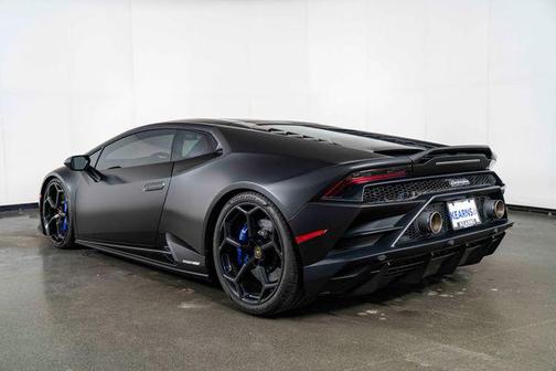 Silver(Wrapped Matte Black) 2020 Lamborghini Huracan EVO Base