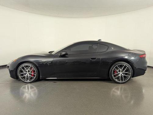 2024 Maserati GranTurismo Trofeo