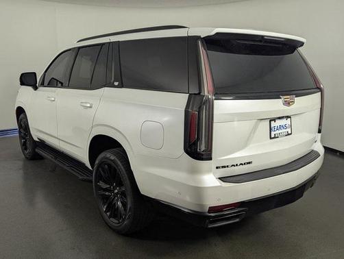 2022 Cadillac Escalade Sport