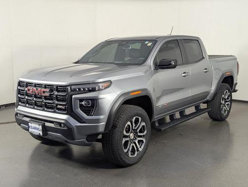 Sterling Metallic 2024 GMC Canyon AT4