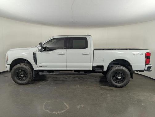 Avalanche 2025 Ford F-350 Lariat