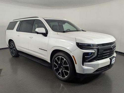 2025 Chevrolet Suburban RST