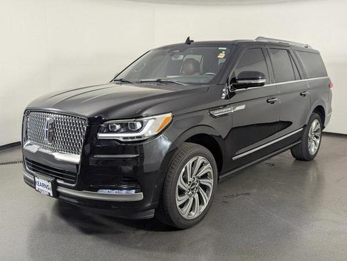 2023 Lincoln Navigator Reserve
