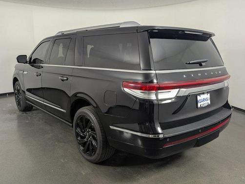 2023 Lincoln Navigator Reserve