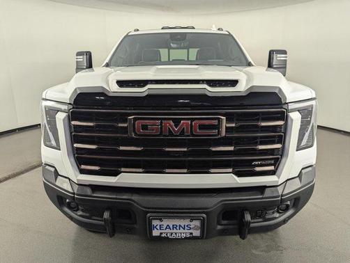2025 GMC Sierra 2500 AT4