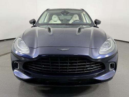 2022 Aston Martin DBX Base