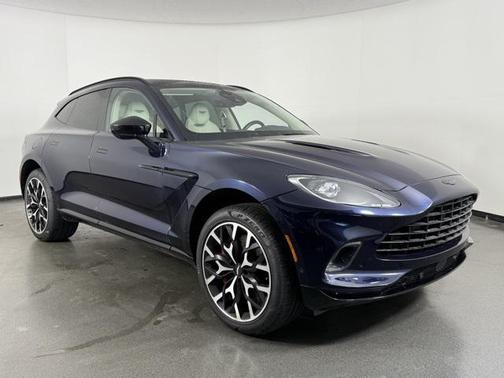 2022 Aston Martin DBX Base