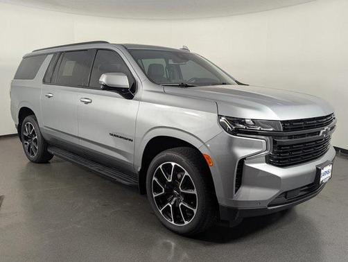 2024 Chevrolet Suburban RST