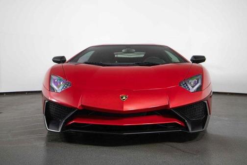 2016 Lamborghini Aventador LP750-4 Superveloce