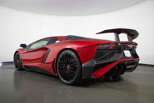 2016 Lamborghini Aventador LP750-4 Superveloce