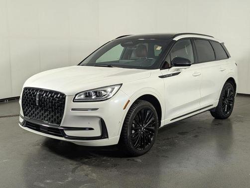 Pristine White Metallic Tri-Coat 2023 Lincoln Corsair Reserve