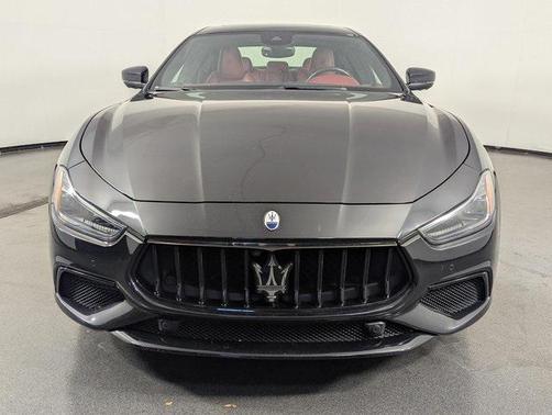 2022 Maserati Ghibli Modena Q4