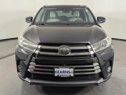 2017 Toyota Highlander Limited Platinum