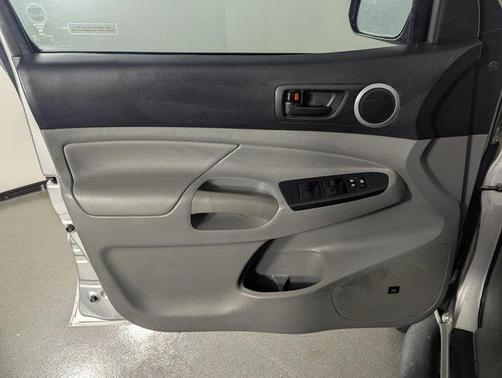 2013 Toyota Tacoma Base