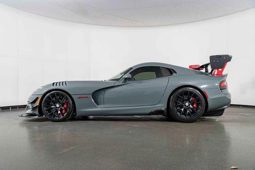 Special Paint 2017 Dodge Viper GTC