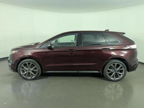 Burgundy Velvet Metallic Tinted Clearcoat 2018 Ford Edge Sport