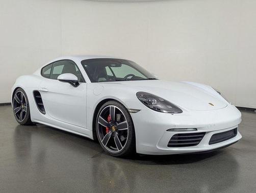 2022 Porsche 718 Cayman S