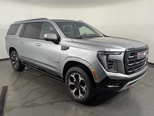 2025 GMC Yukon XL AT4