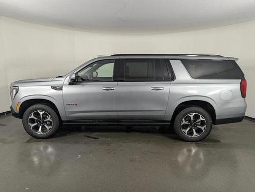 2025 GMC Yukon XL AT4
