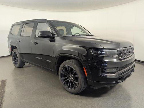 Diamond Black Crystal Pearlcoat 2024 Jeep Grand Wagoneer Series III Obsidian 4x4