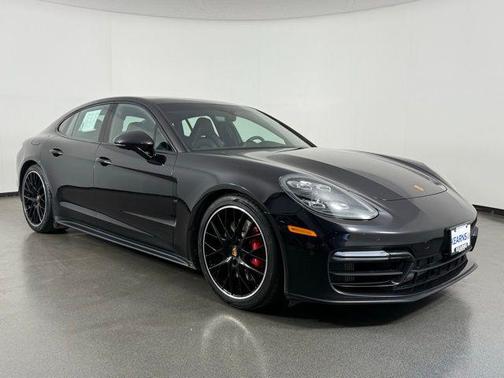 2021 Porsche Panamera GTS