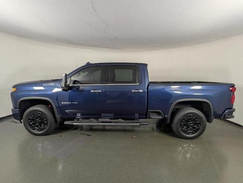 2022 Chevrolet Silverado 2500 High Country