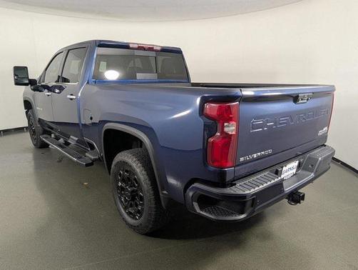 2022 Chevrolet Silverado 2500 High Country